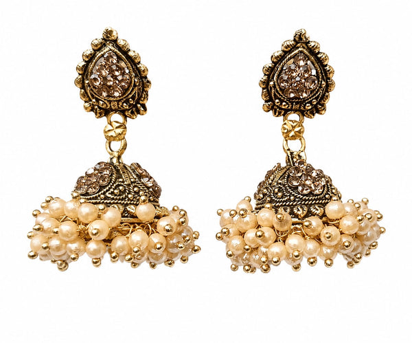 Elegant Rajwadi-inspired traditional design