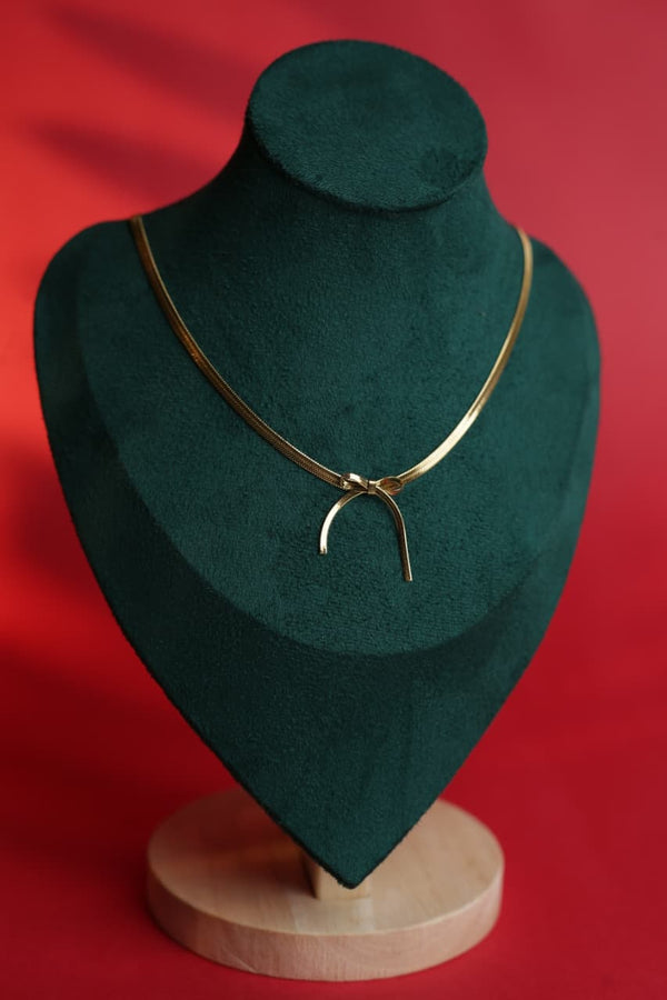 Golden Bow Choker